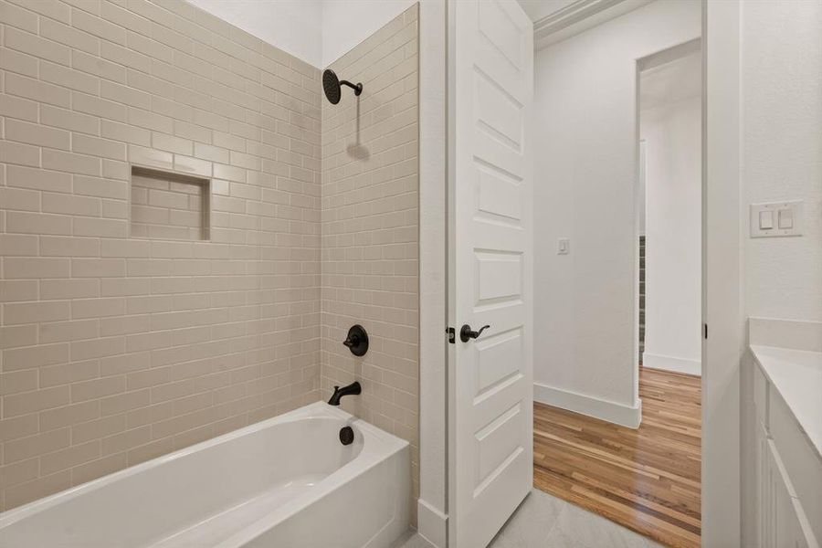 Furnished interior view inside a new home in Settlers Glen, New Fairview (Image 17).