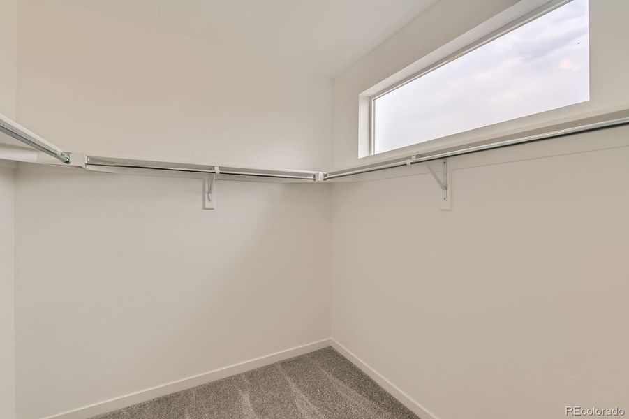 Spacious, unfurnished interior of a new home in , Broomfield (Image 28).