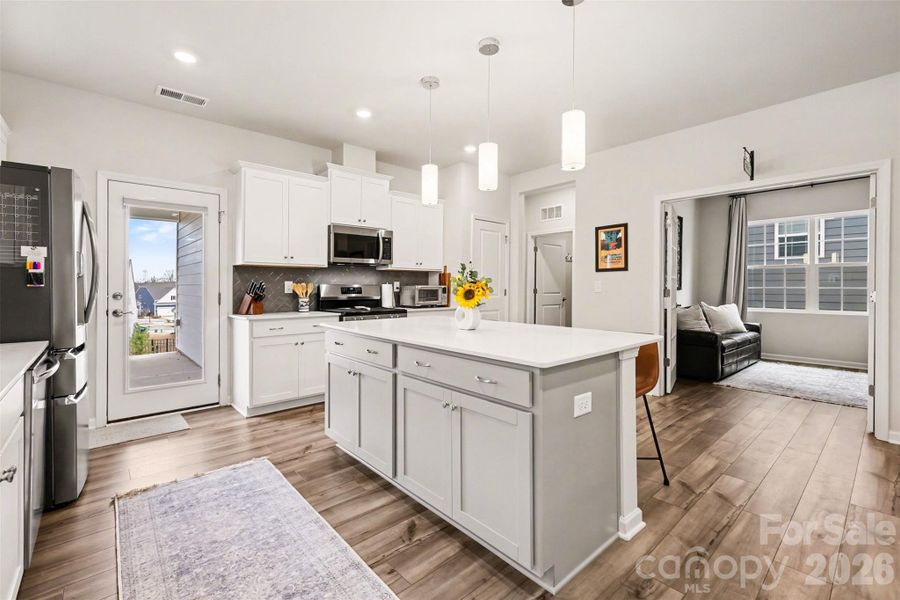 Furnished interior view inside a new home in Elizabeth, Fort Mill (Image 14). Furnished interior view inside a new home in Elizabeth, Fort Mill (Image 14).