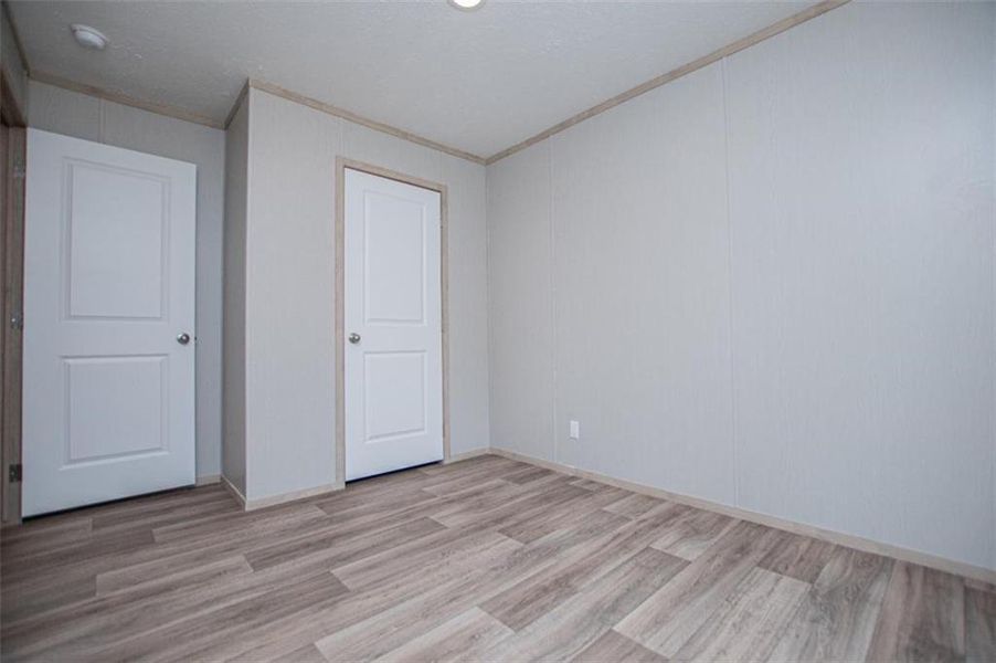 Spacious, unfurnished interior of a new home in , Temple (Image 51).