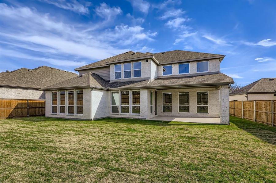 Exterior details and patio area of a home in BridgeWater 60s, Midlothian (Image 18).