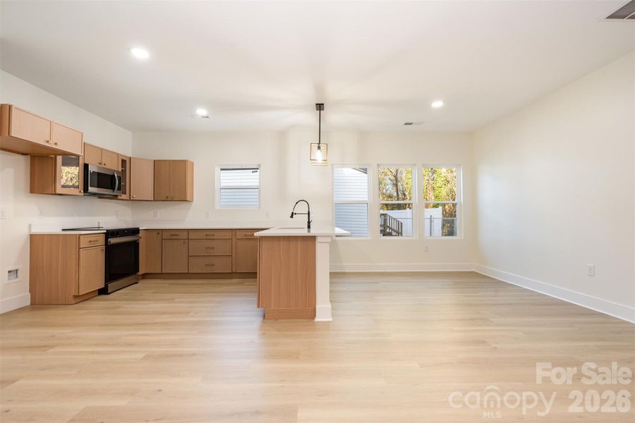 Image 23 of a home in .