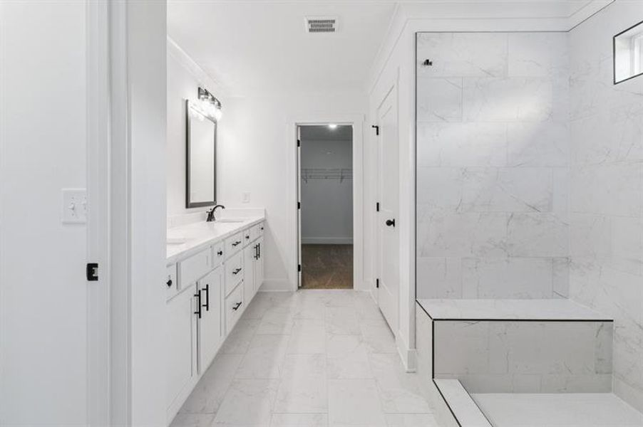 Image 37 of a home in .