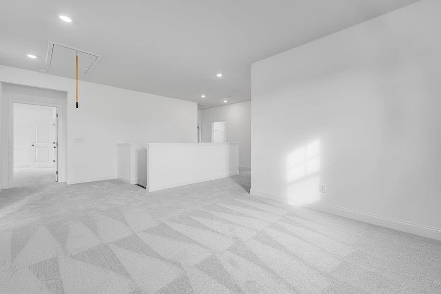 Spacious, unfurnished interior of a new home in Bennett Farm, Loganville (Image 16).