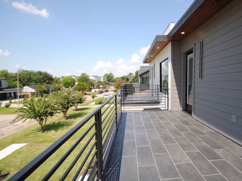 Exterior details and patio area of a home in , Houston (Image 30).