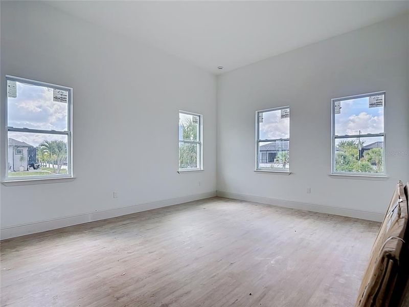 Spacious, unfurnished interior of a new home in , Port Charlotte (Image 30).