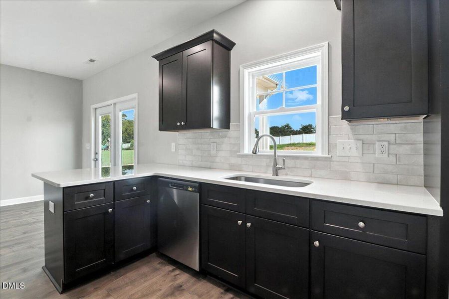 16-101 Waterstone Ct-16