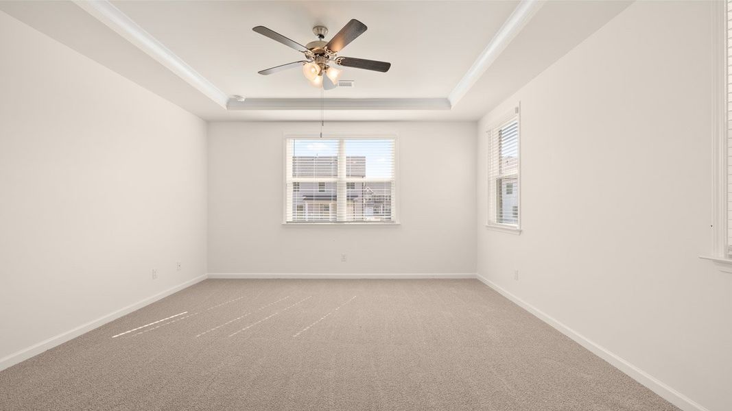 Representative unfurnished interior of a home built from the Edison by D.R. Horton in Westland, Bogart (Image 26).