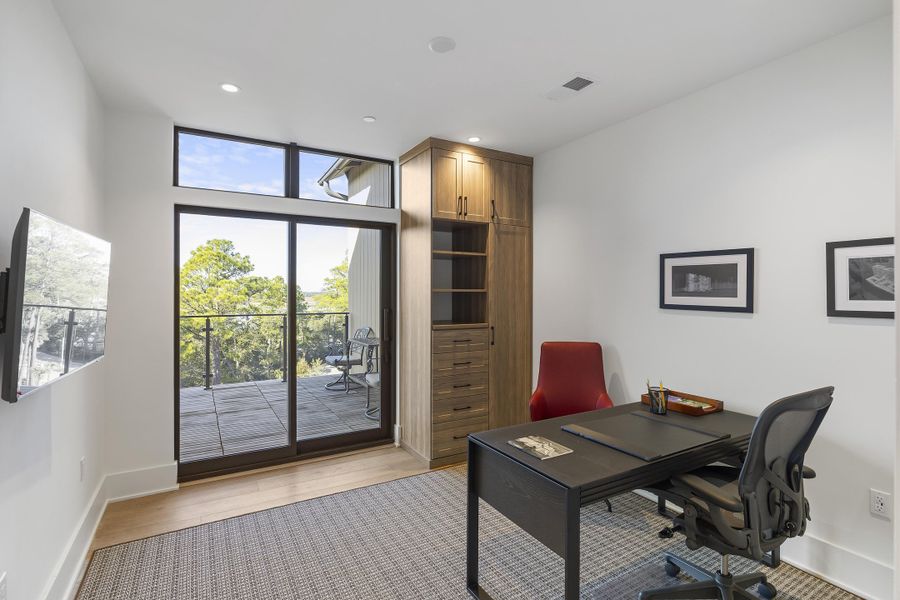 Furnished interior view inside a new home in , Kiawah Island (Image 17). Furnished interior view inside a new home in , Kiawah Island (Image 17).