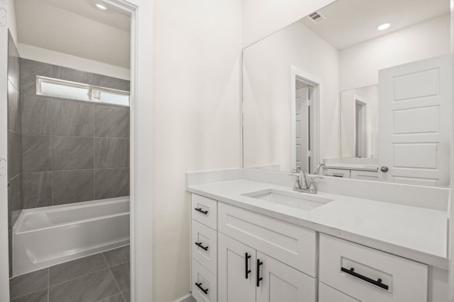 Furnished interior view inside a new home in Creekhaven, Arcola (Image 9).