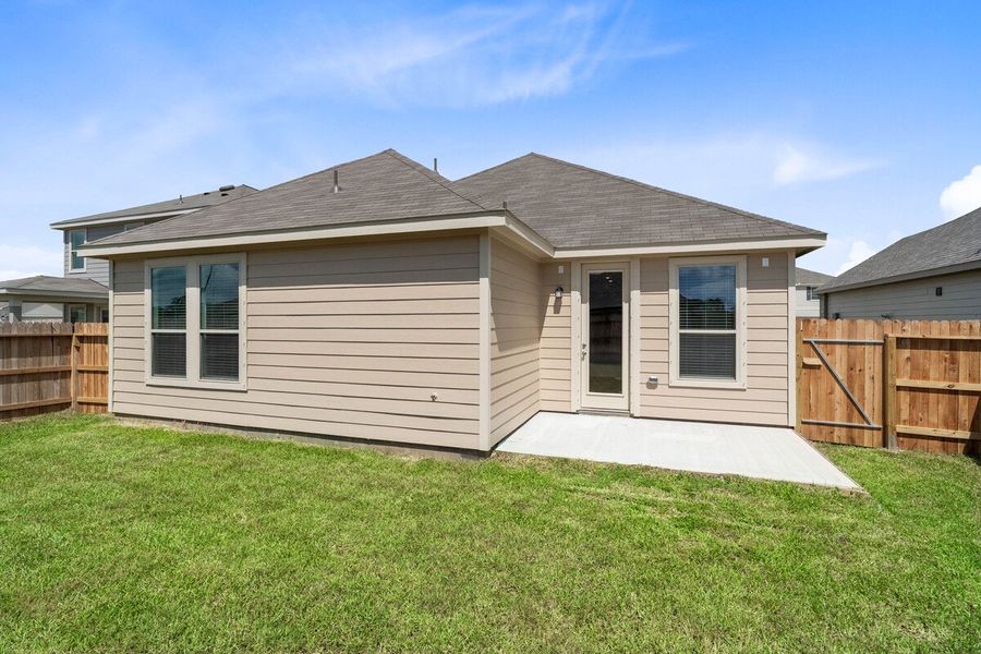 Exterior details and patio area of a home in Sunset Grove South, Hitchcock (Image 2). Exterior details and patio area of a home in Sunset Grove South, Hitchcock (Image 2).