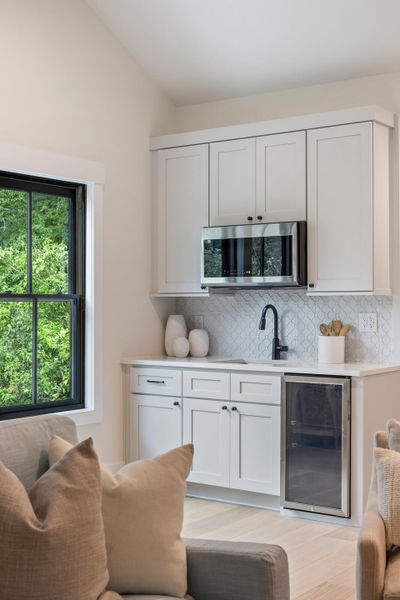 Furnished interior view inside a new home in , Charleston (Image 54).