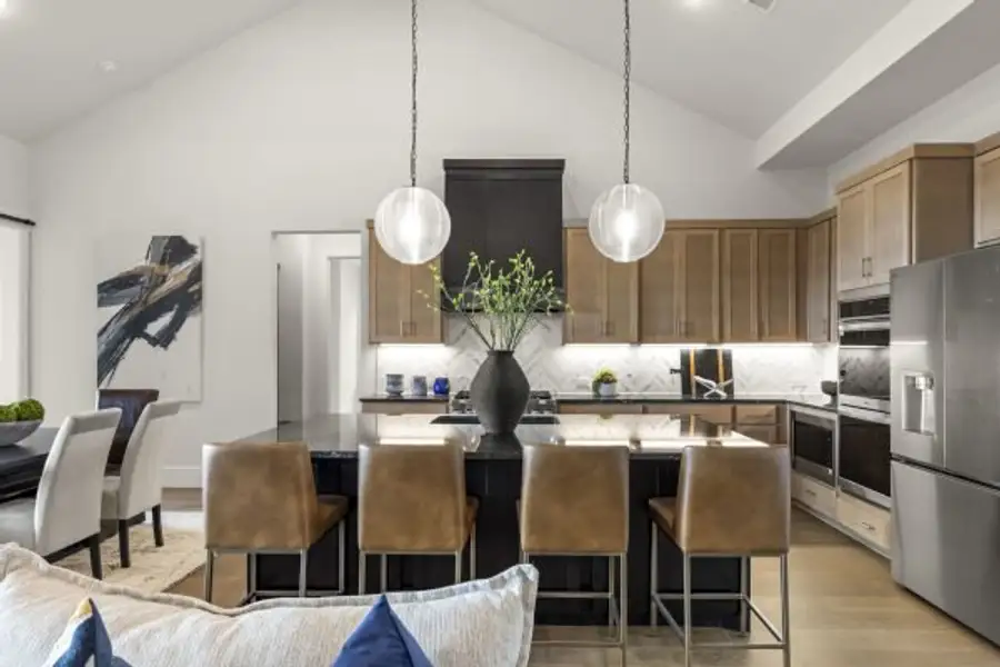 Furnished interior view inside a new home in Heath Golf and Yacht Club, Heath (Image 5).