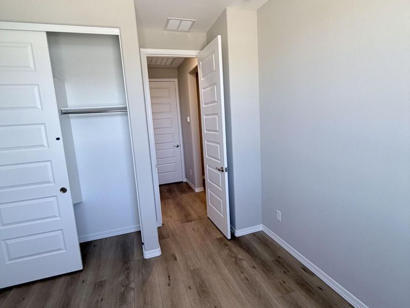 Spacious, unfurnished interior of a new home in North Ridge at Pronghorn Ranch, Prescott Valley (Image 11). Spacious, unfurnished interior of a new home in North Ridge at Pronghorn Ranch, Prescott Valley (Image 11).