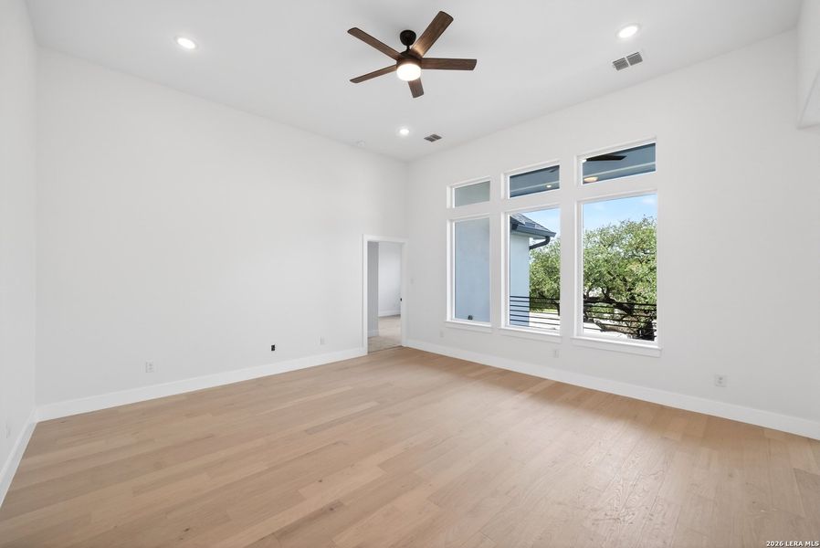 Spacious, unfurnished interior of a new home in , Kerrville (Image 19). Spacious, unfurnished interior of a new home in , Kerrville (Image 19).