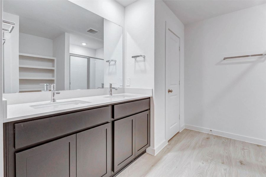 Primary Bathroom, linen closet