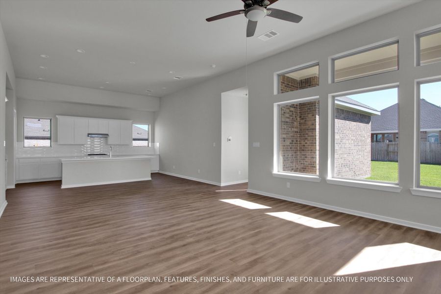 Spacious, unfurnished interior of a new home in Sunterra 50s, Katy (Image 18).
