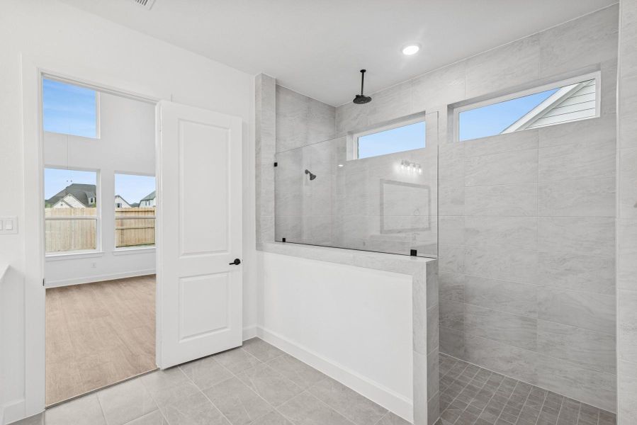 Image 29 of a home in Jordan Ranch 70' Homesites. Image 29 of a home in Jordan Ranch 70' Homesites.