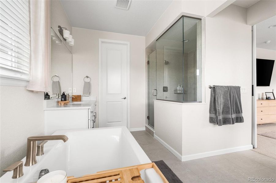 Furnished interior view inside a new home in Macanta Destination Collection, Castle Rock (Image 8). Furnished interior view inside a new home in Macanta Destination Collection, Castle Rock (Image 8).