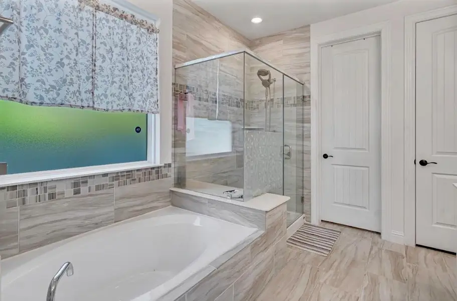 Furnished interior view inside a new home in Harper's Preserve - Classic Series, Conroe (Image 6). Furnished interior view inside a new home in Harper's Preserve - Classic Series, Conroe (Image 6).