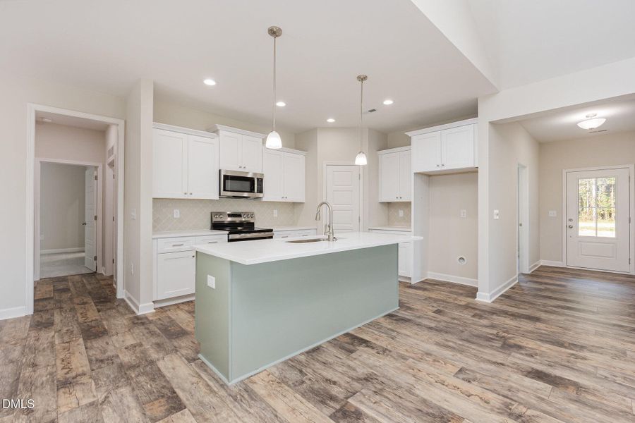 010_cj4a0837-edit_308 010_cj4a0837-edit_308