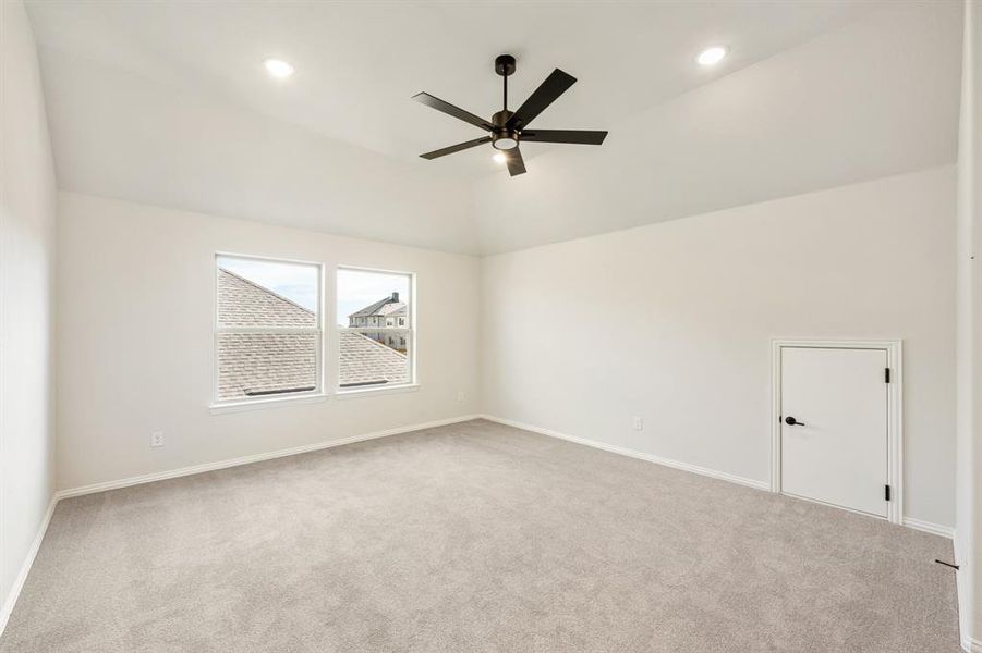 Spacious, unfurnished interior of a new home in Meadow Vista 60-65, Anna (Image 39). Spacious, unfurnished interior of a new home in Meadow Vista 60-65, Anna (Image 39).