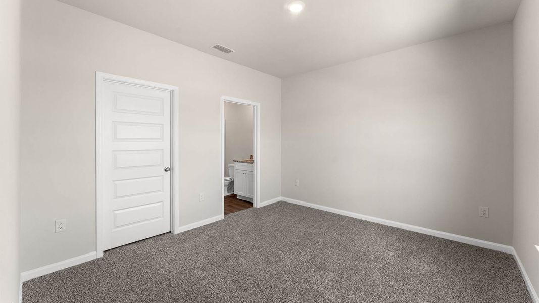 Representative unfurnished interior of a home built from the The Poppy by D.R. Horton in Liberty, Panama City (Image 25).