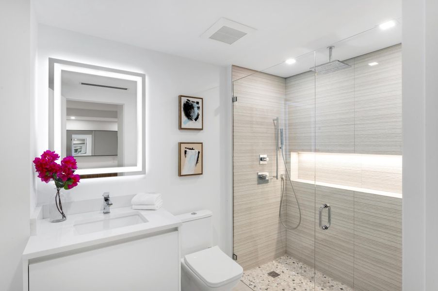 mls_BATHROOM_4_EB