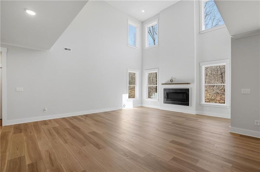 Spacious, unfurnished interior of a new home in , Dawsonville (Image 25).