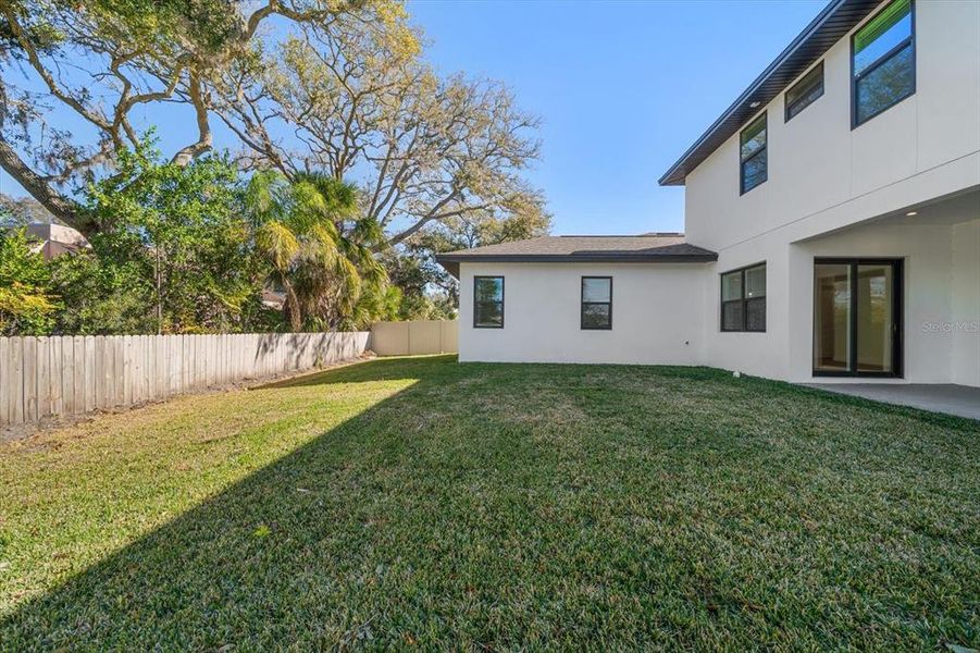 Exterior details and patio area of a home in , Largo (Image 31).