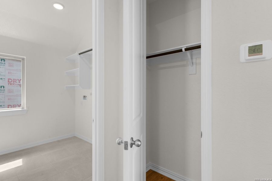 Spacious, unfurnished interior of a new home in Clear Creek, New Braunfels (Image 15). Spacious, unfurnished interior of a new home in Clear Creek, New Braunfels (Image 15).
