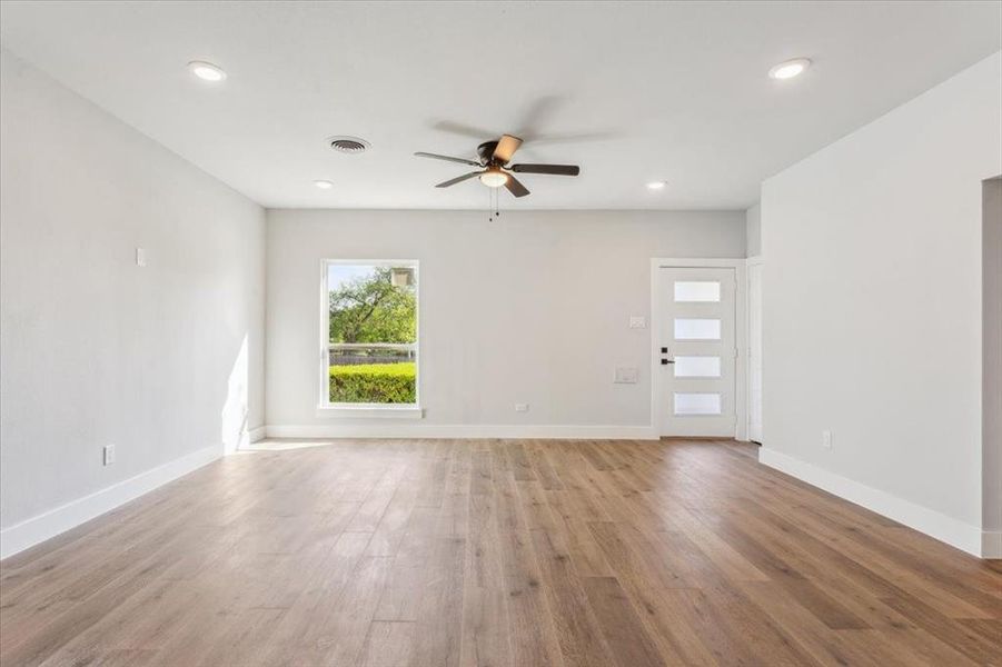Spacious, unfurnished interior of a new home in , Waco (Image 26).