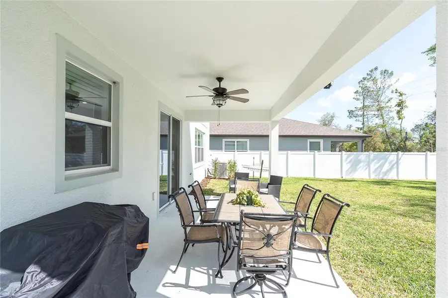 Exterior details and patio area of a home in Valleybrook, Spring Hill (Image 3).