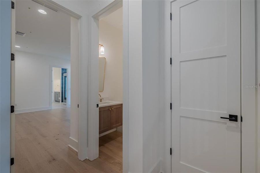 Spacious, unfurnished interior of a new home in , Tampa (Image 20). Spacious, unfurnished interior of a new home in , Tampa (Image 20).