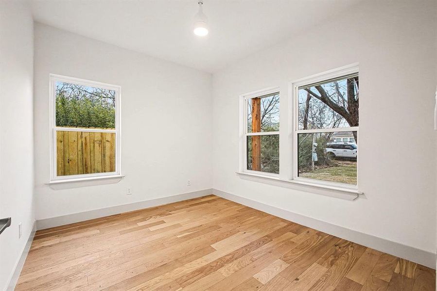 Spacious, unfurnished interior of a new home in , Dallas (Image 13).