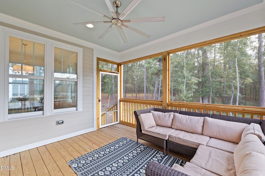 40-807 Crimson_7303 40-807 Crimson_7303