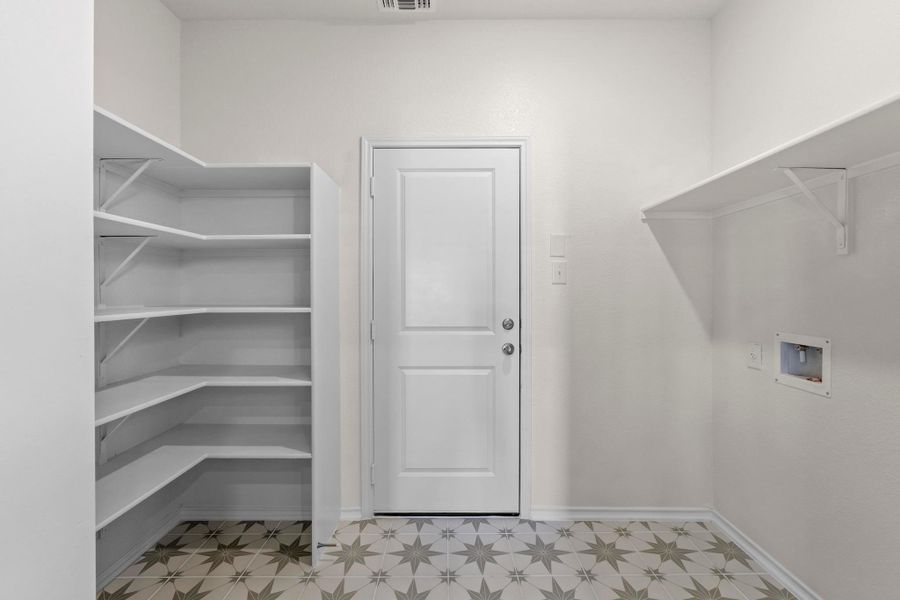 Spacious, unfurnished interior of a new home in Salerno - Heritage Collection, Round Rock (Image 35). Spacious, unfurnished interior of a new home in Salerno - Heritage Collection, Round Rock (Image 35).