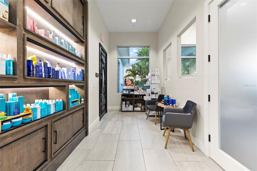 Furnished interior view inside a new home in , Lakewood Ranch (Image 52).