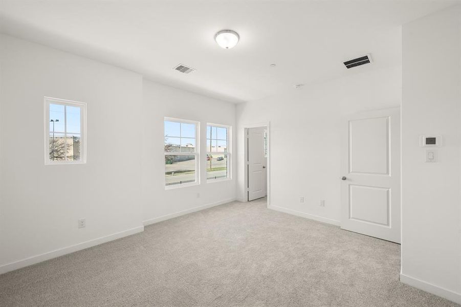 17_7625 Dakota- Primary Suite-1