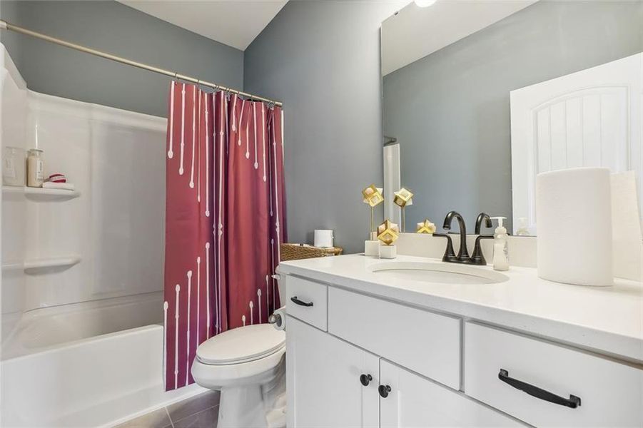 Furnished interior view inside a new home in Southbend, Rome (Image 13).