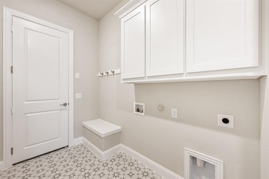 Furnished interior view inside a new home in Paloma Ranch, Justin (Image 14).