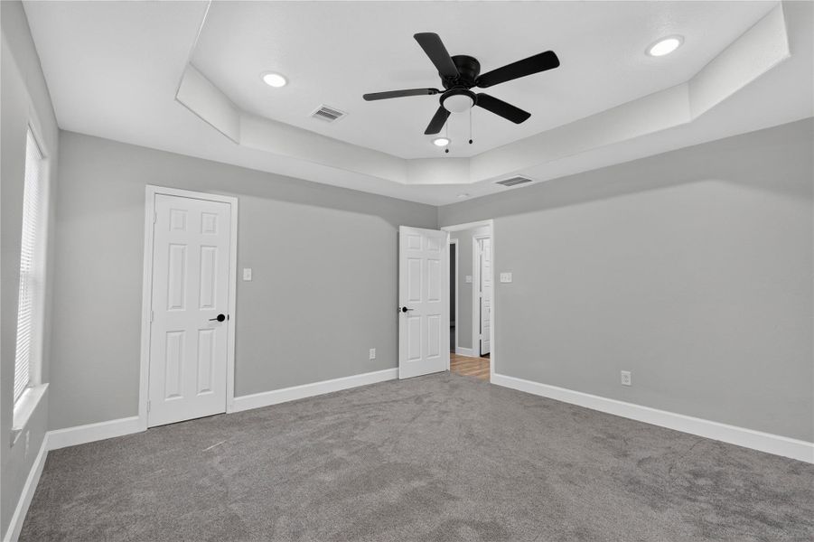 Spacious, unfurnished interior of a new home in , Houston (Image 27). Spacious, unfurnished interior of a new home in , Houston (Image 27).