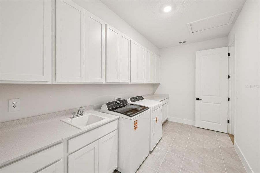 Furnished interior view inside a new home in Ridgehaven - Reserve Series, Ormond Beach (Image 8).