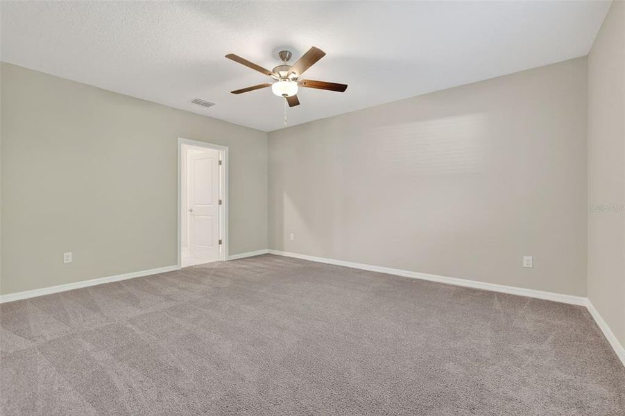 Spacious, unfurnished interior of a new home in , Riverview (Image 19).