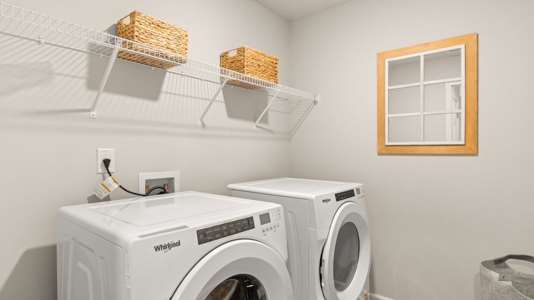 Representative interior finishes for a home built from the Elle by D.R. Horton in The Preserve at Agricultural Village, Perry (Image 20).