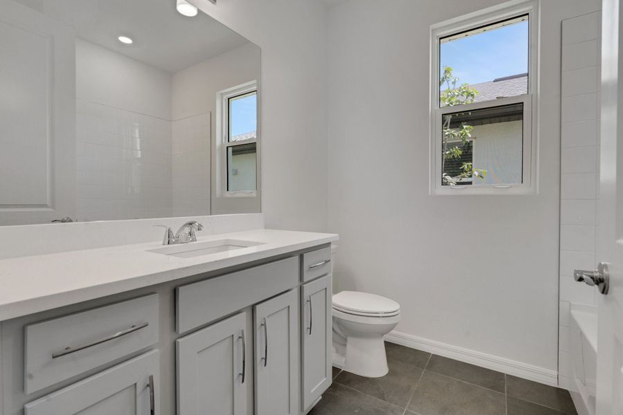 New Home in Punta Gorda, FL.  - Slide 29