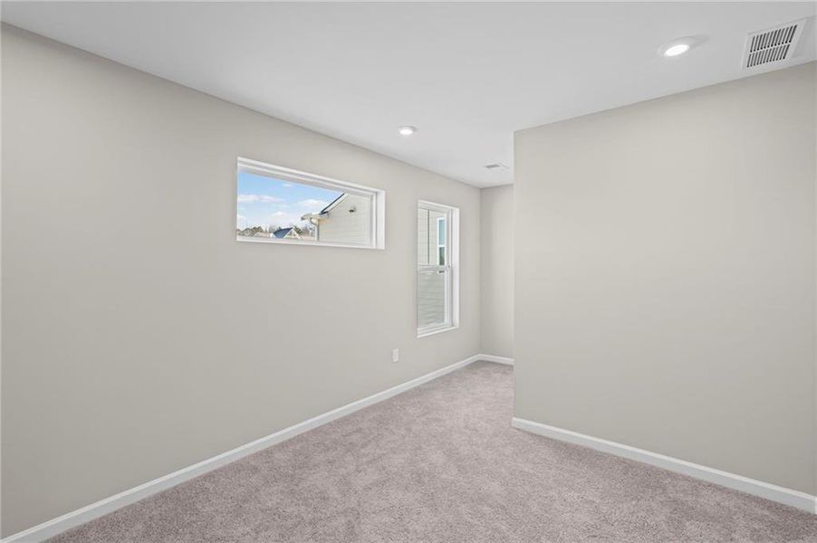 Spacious, unfurnished interior of a new home in Crossvine Estates, Braselton (Image 29).