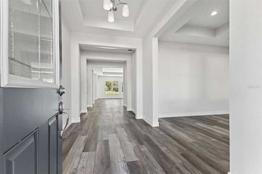 Spacious, unfurnished interior of a new home in Southern Hills Plantation, Brooksville (Image 19).