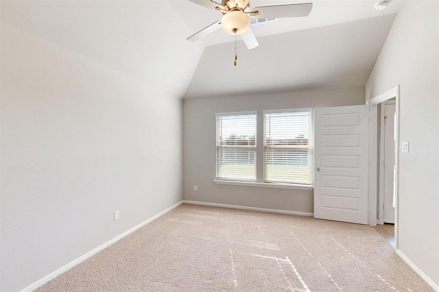 Spacious, unfurnished interior of a new home in Meadow Park, Ponder (Image 18). Spacious, unfurnished interior of a new home in Meadow Park, Ponder (Image 18).