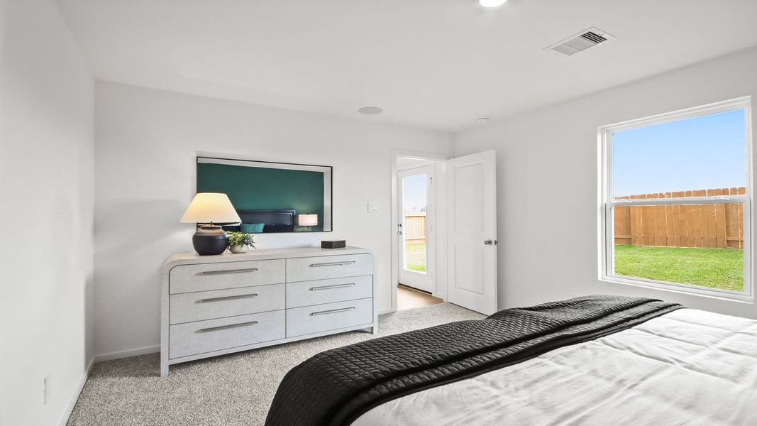 Representative furnished interior of a home built from the Barton by D.R. Horton in Sunset Valley, Hockley (Image 12).